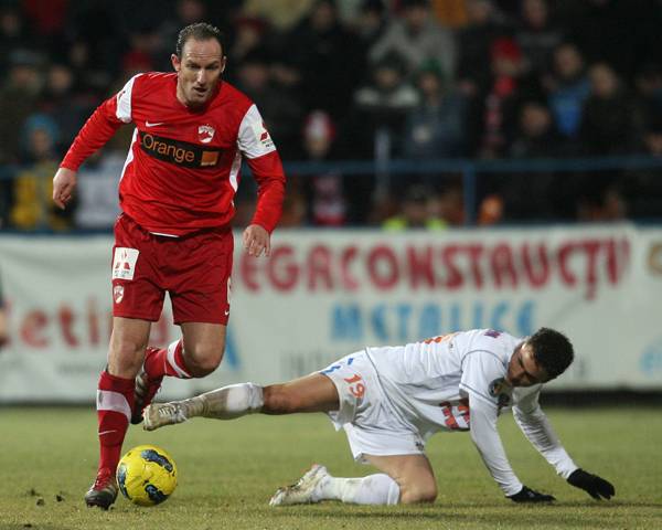 A CFR az Astrát, a Dinamo a Vásárhelyt verte, dúlnak-fúlnak a riválisok 