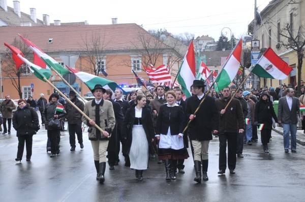 Markó: kiterjeszteni a magyar nyelvhasználatot!