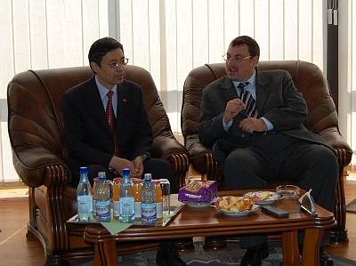 Szatmárnémetibe látogatott a kínai nagykövet 