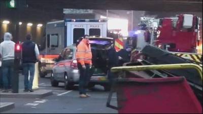 Utcára zuhant egy helikopter Londonban 