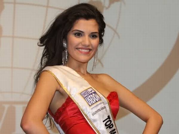 Egy román diáklányt választottak a világ elsőszámú modelljévé