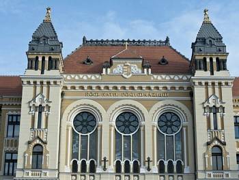 CNCD: diszkrimináció a magyar címernek horogkereszthez hasonlítása 