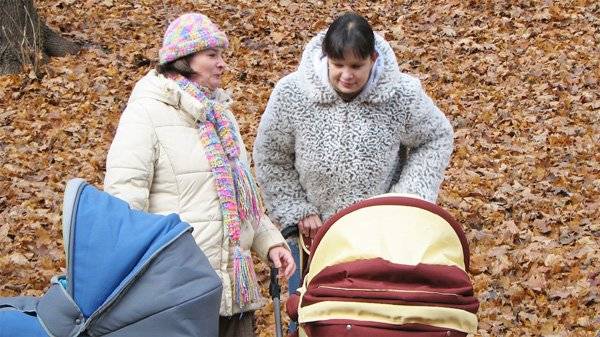 Mézesmadzag a gyesen levőknek