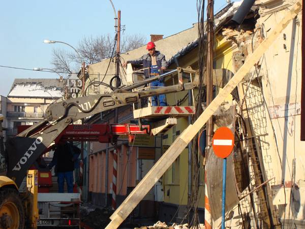 Máramarossziget: mégis bontják az épületet 