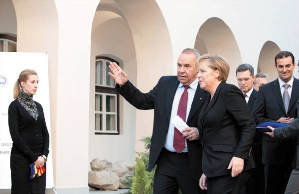 Angela Merkel a BBTE multikulturalitását dicsérte Kolozsváron