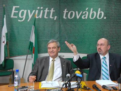 Kiegyeztek: Tőkés László az RMDSZ-lista élén