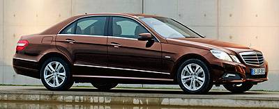 Mercedes E: intelligens útitárs 