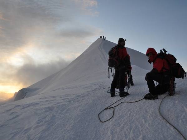 Székelyek a magasban: feljutottak a Mont Blanc-ra