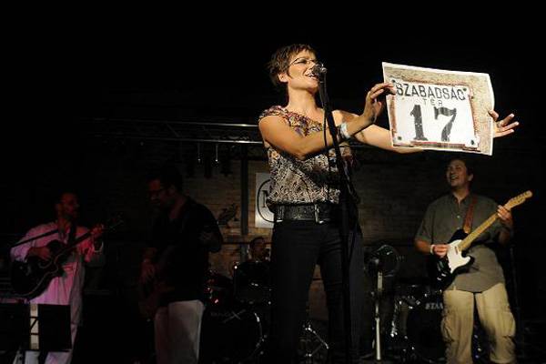 Az MTV rockzenekara a Balatonon is fellépett