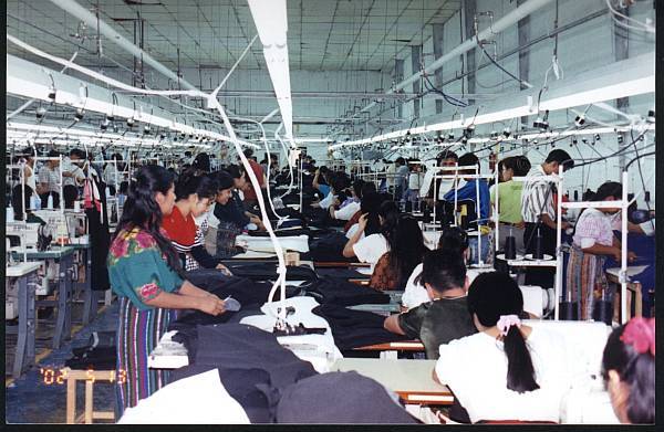 A sepsiszentgyörgyi Keresztes Zoltán vásárolta meg a Leineweber nadrággyárat