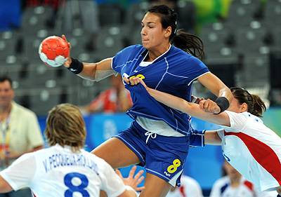 Cristina Neagu elhagyhatja a Brassói Rulmentult