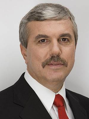 Jelentős átszervezés a belügyben