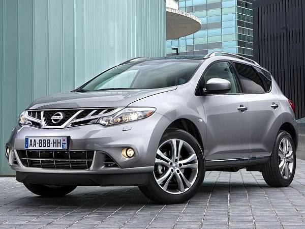 Két európai terepmodelljét is felfrissítette a Nissan