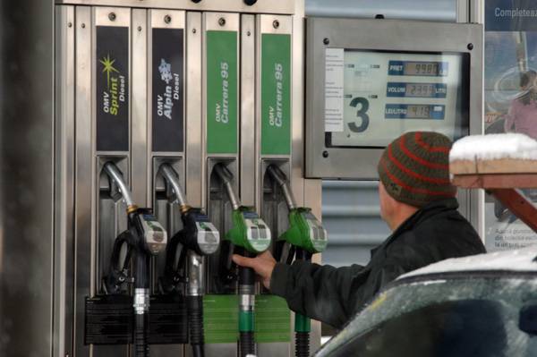 Rekordbírság kartellgyanú miatt az üzemanyaggyártóknak 