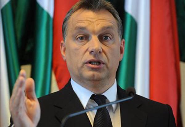 Folytatódó szlovák hisztériakeltés