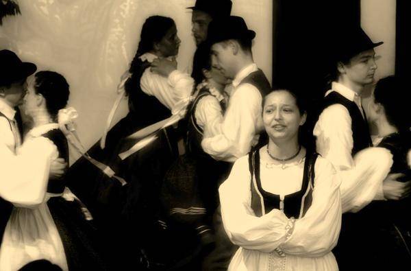 Csaknem ezren voltak kíváncsiak a Kolozsvári Népzene- és Néptánctalálkozó műsorára