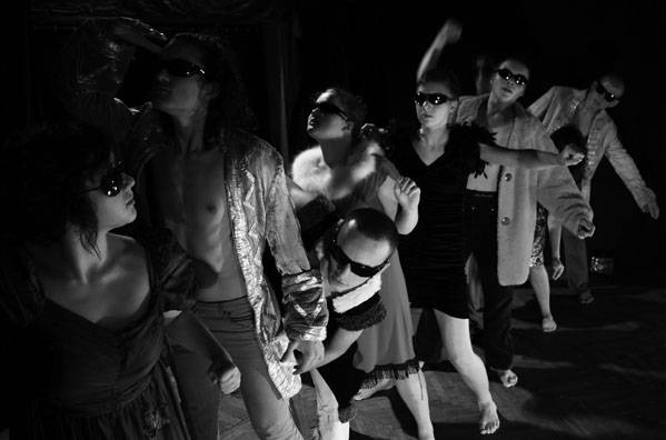 Európai turnén az Osonó