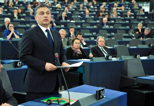 Hungaria semper libera. Una et eadem libertas*