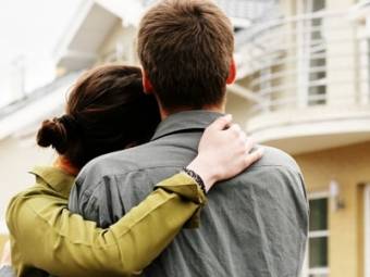 Kolozsvár már nem bajnok: két nagyváros lehagyta az ország legdrágább piacát az eladott lakások számában