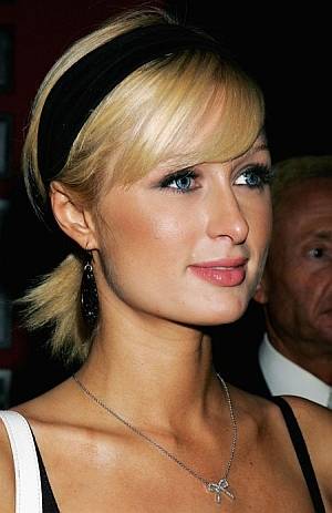 Paris Hilton saját kollekcióját mutatta be Budapesten