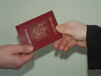  Tiltakozás a biometrikus útlevelek bevezetése ellen