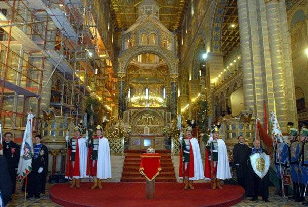 Pécs 2010: Zsolnay szülővárosának arcai