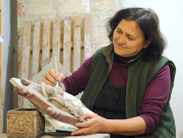 Galériát kaptak Pesten az erdélyi művészek