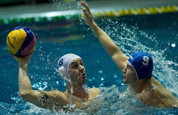 Háromgólos hátrányban a Nagyváradi VSK a LEN-kupa negyeddöntőjében