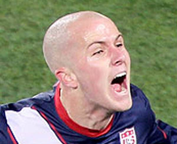 Futball-VB: Szlovénia a csoportelsőségért, Anglia a továbbjutásért küzd