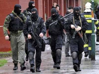 Lövöldözés Pozsonyban - hét halott 14 sebesült