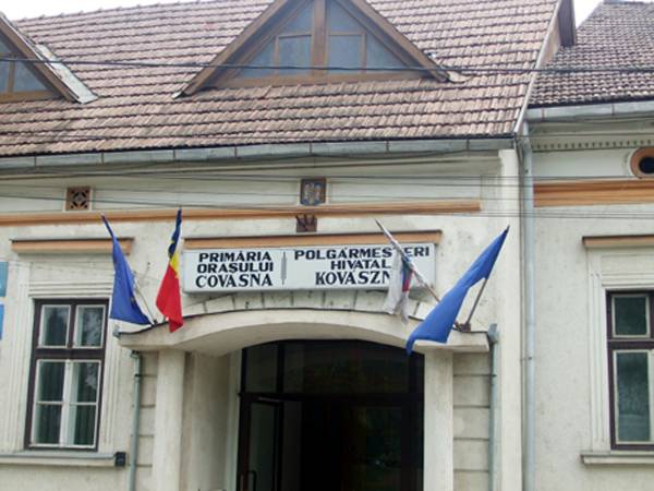 Megbuktak a közintézmények a „magyarnyelv-vizsgán” 