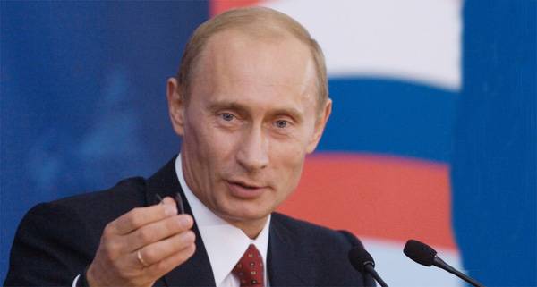 Ismét Putyin a Kreml ura