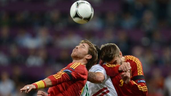 EURO 2012: a spanyolok képviselhetik a döntőben a monoton ibériai focit