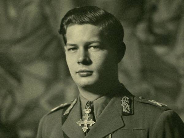 Mihály király magyar osztálytársa