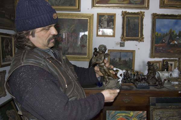 Válságban a régiségpiac