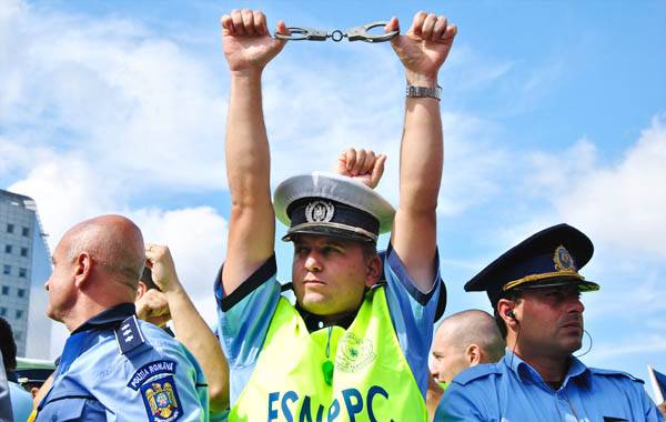 Gumibottal a kamatok ellen