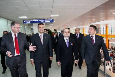 Felavatták Kolozsvár repülőterének új terminálját