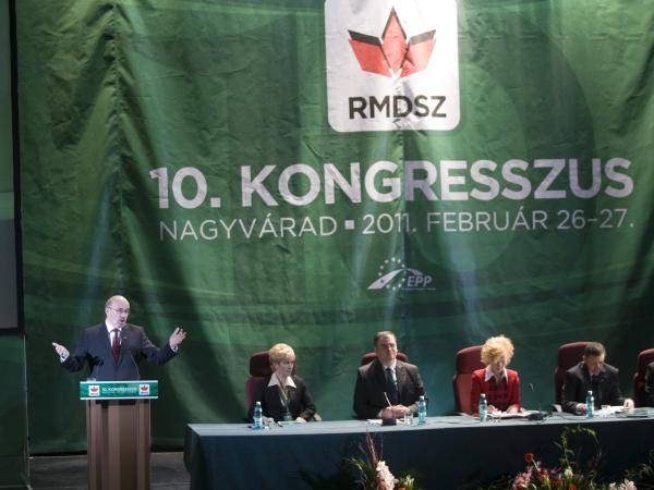 Zajlik Nagyváradon az RMDSZ tisztújító kongresszusa