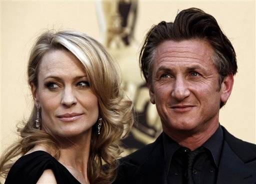  Elvált Sean Penn és Robin Wright