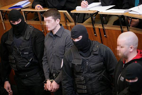  Zajlik a romagyilkosságok büntetőpere Budapesten