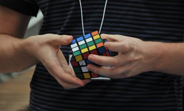 Megfejtették a Rubik-kocka titkát