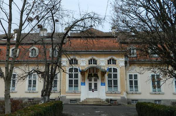 Patthelyzetben a sáromberki Teleki-kastély