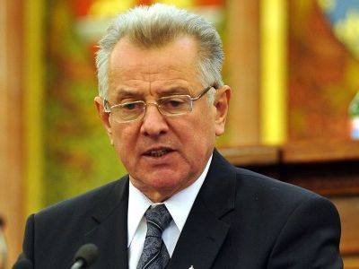 Vizsgálóbizottság: Schmitt Pál kisdoktorija „teljes szövegazonosságokat” tartalmaz