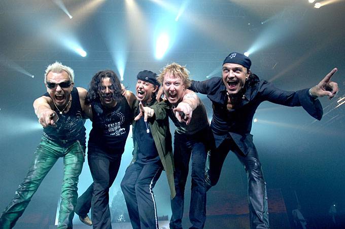 A Scorpions Kolozsváron: előmosott törölközőket kérnek, nőket nem