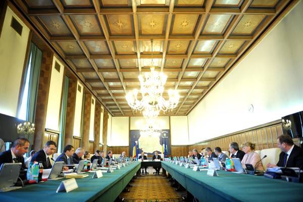 Napirenden a kormányátalakítás