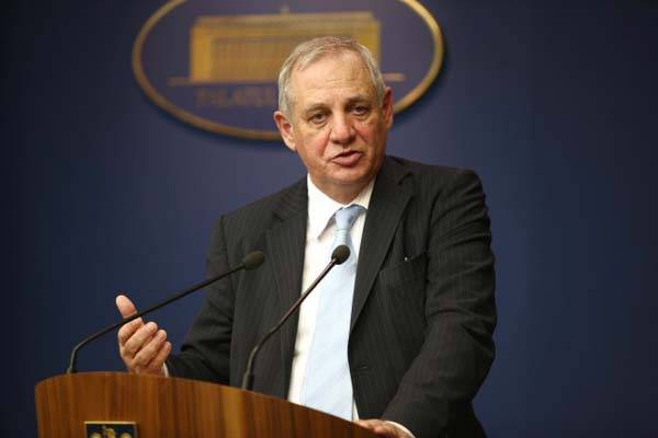 Kényszerpihenő a közszférában