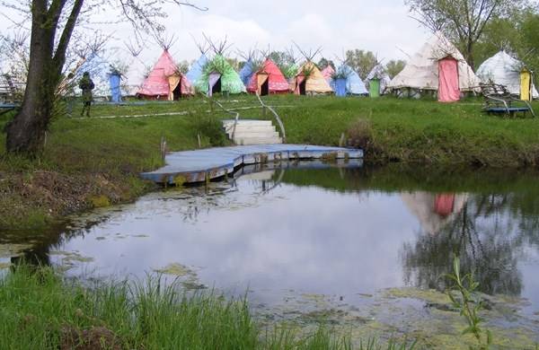 Zűrös élménypark Kökösön