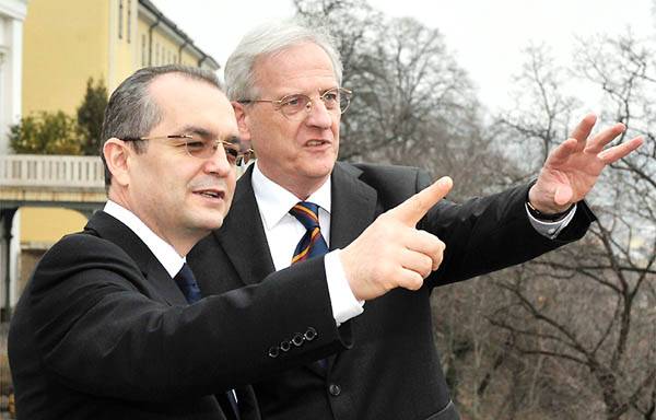 Budapesten tárgyal Emil Boc kormánydelegációja