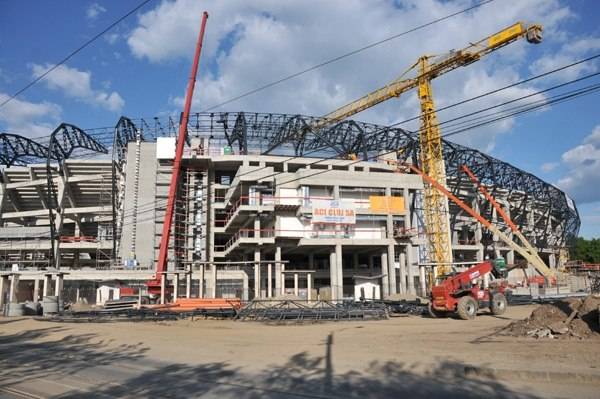 „Tetőzik” a stadionépítési láz