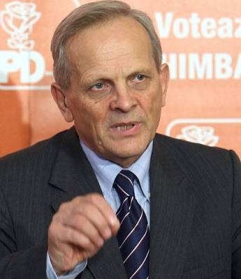 Stolojan: Megteremthető a stabil többség 